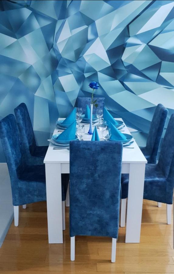 Apartman Kej Blue Free Parking Kraljevo Buitenkant foto