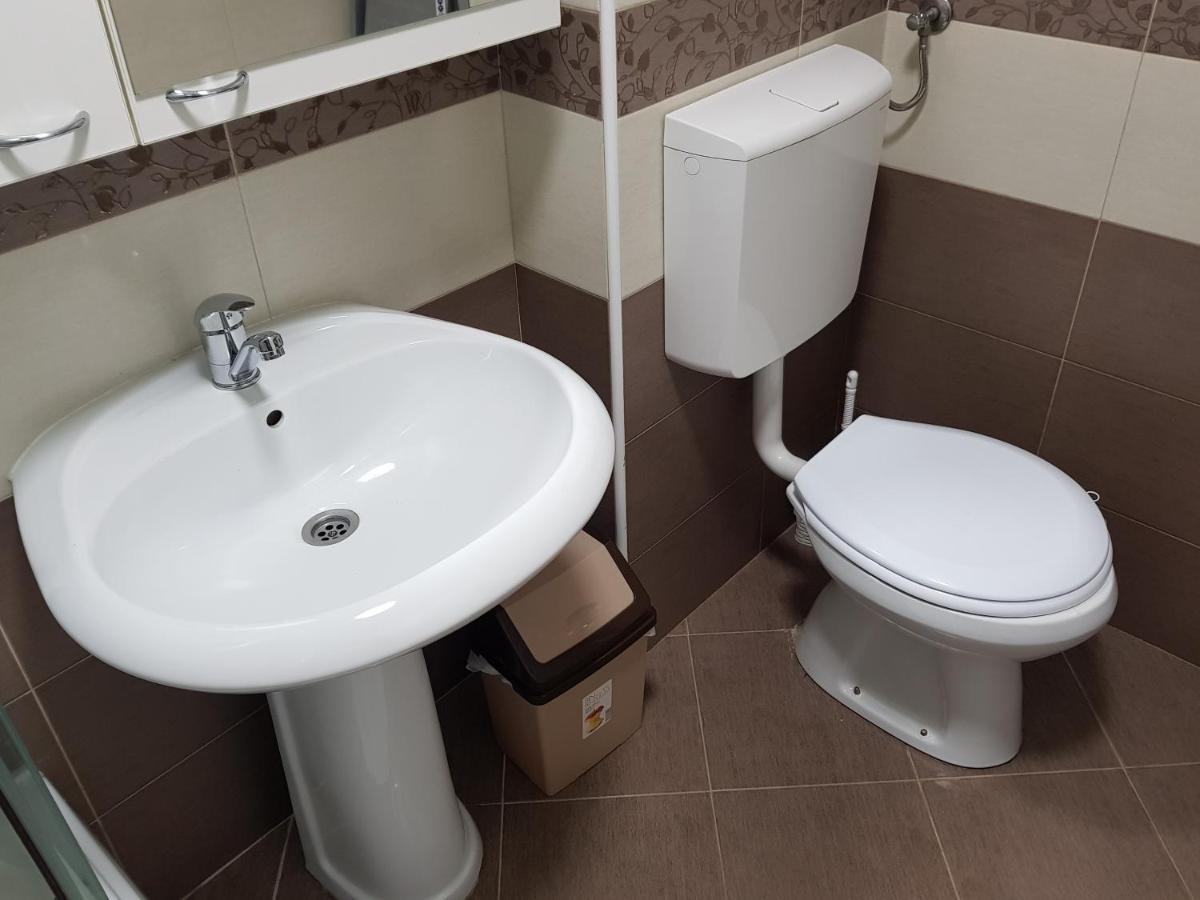 Apartman Kej Blue Free Parking Kraljevo Buitenkant foto